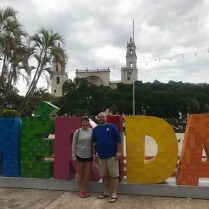 Meet your Posher, Holly